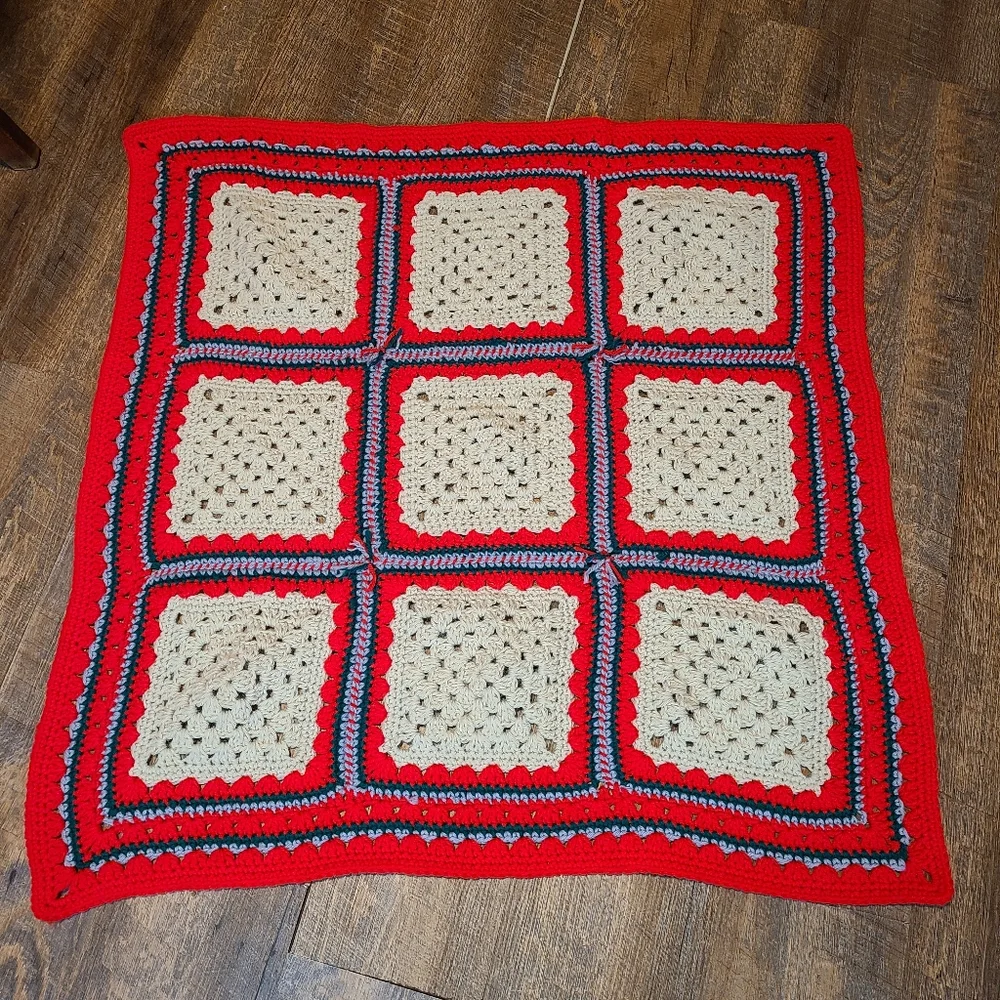 Granny SquareCrochet Throw red green and cream colors 10